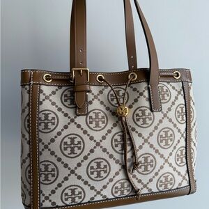 Tory Burch Tan and Cream Patterned Tote